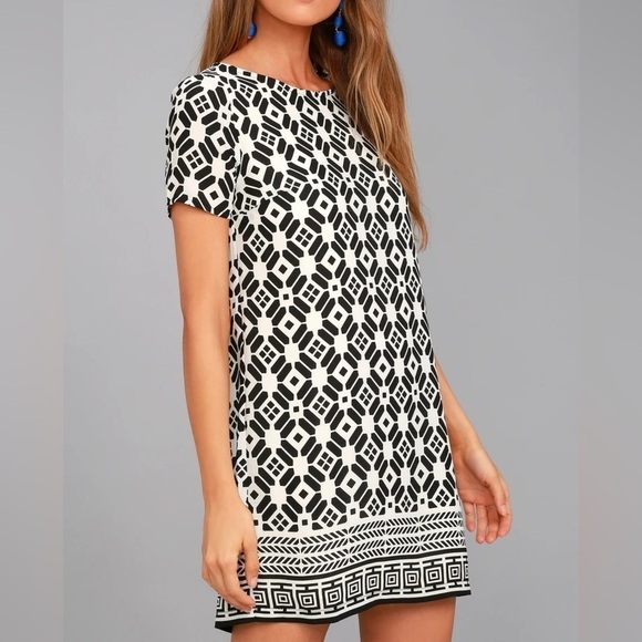 Lulus Piazza Black and White Print Shift Dress size S - Picture 6 of 8